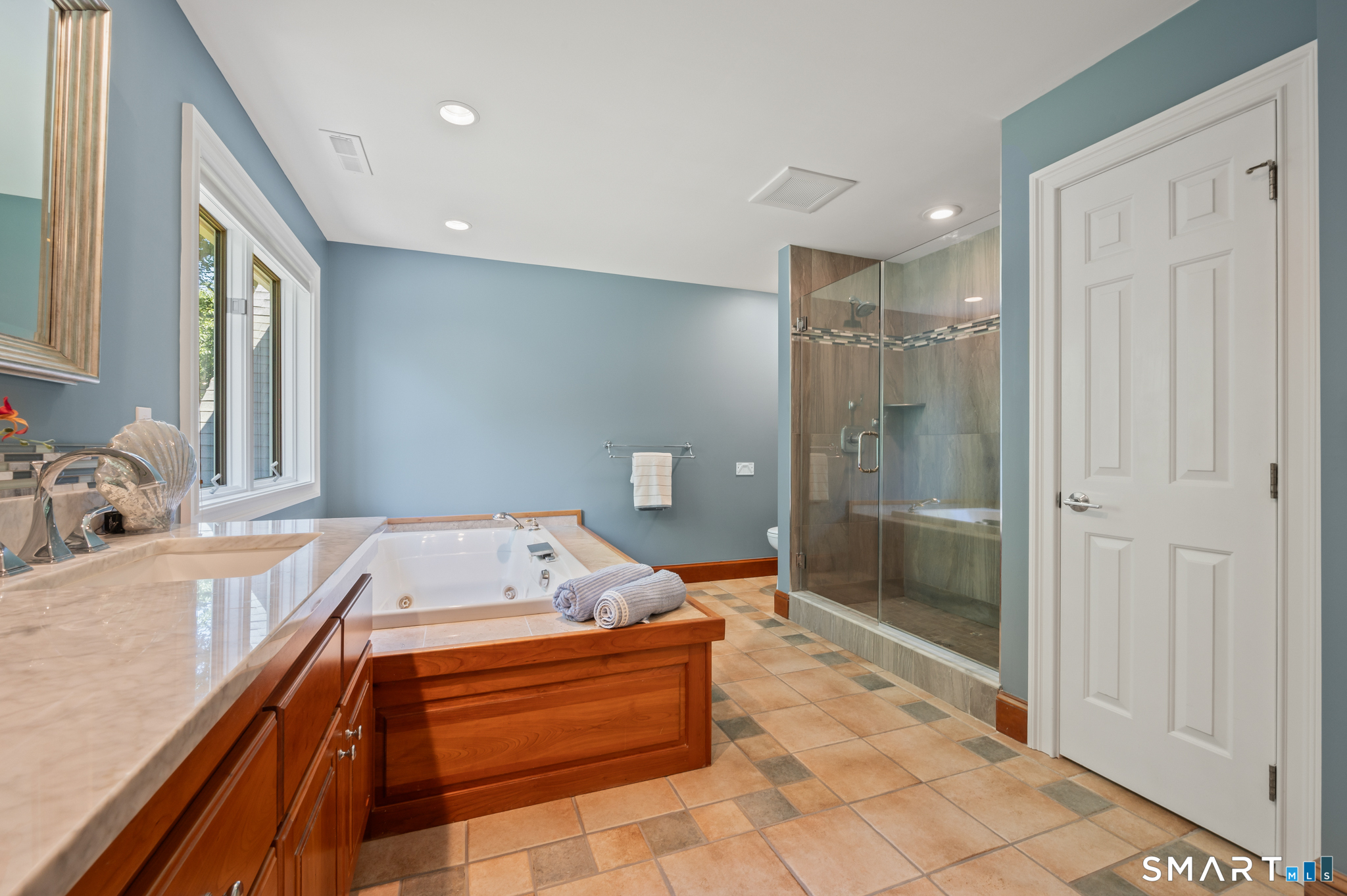 157 Tamarac Drive Glastonbury CT 06033