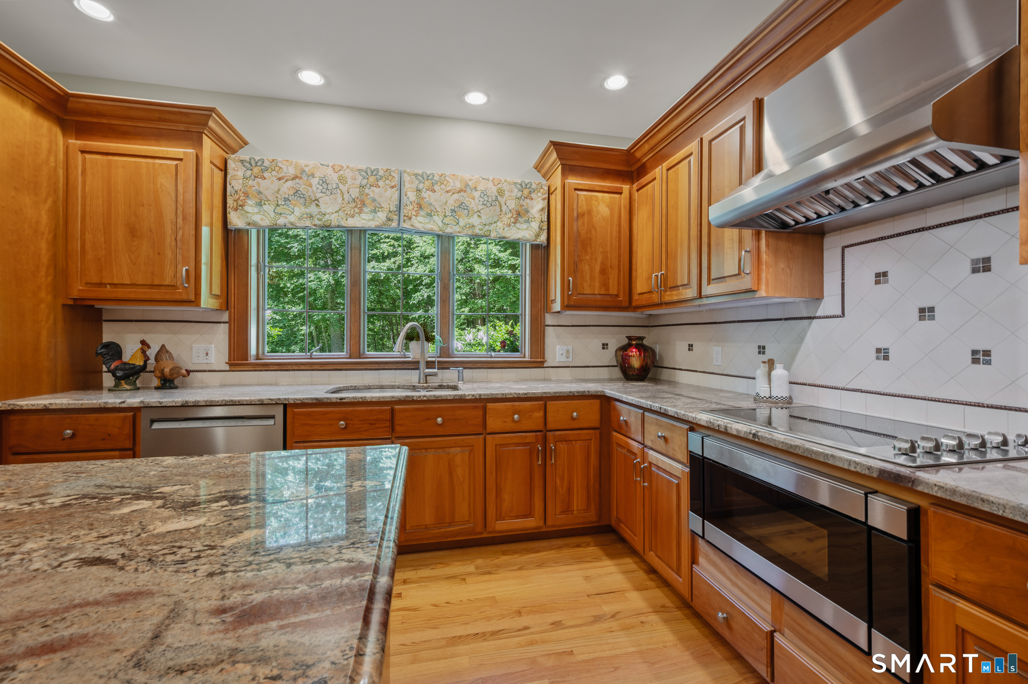 157 Tamarac Drive Glastonbury CT 06033