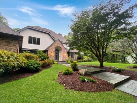 46 Lord Davis Lane Avon CT 06001