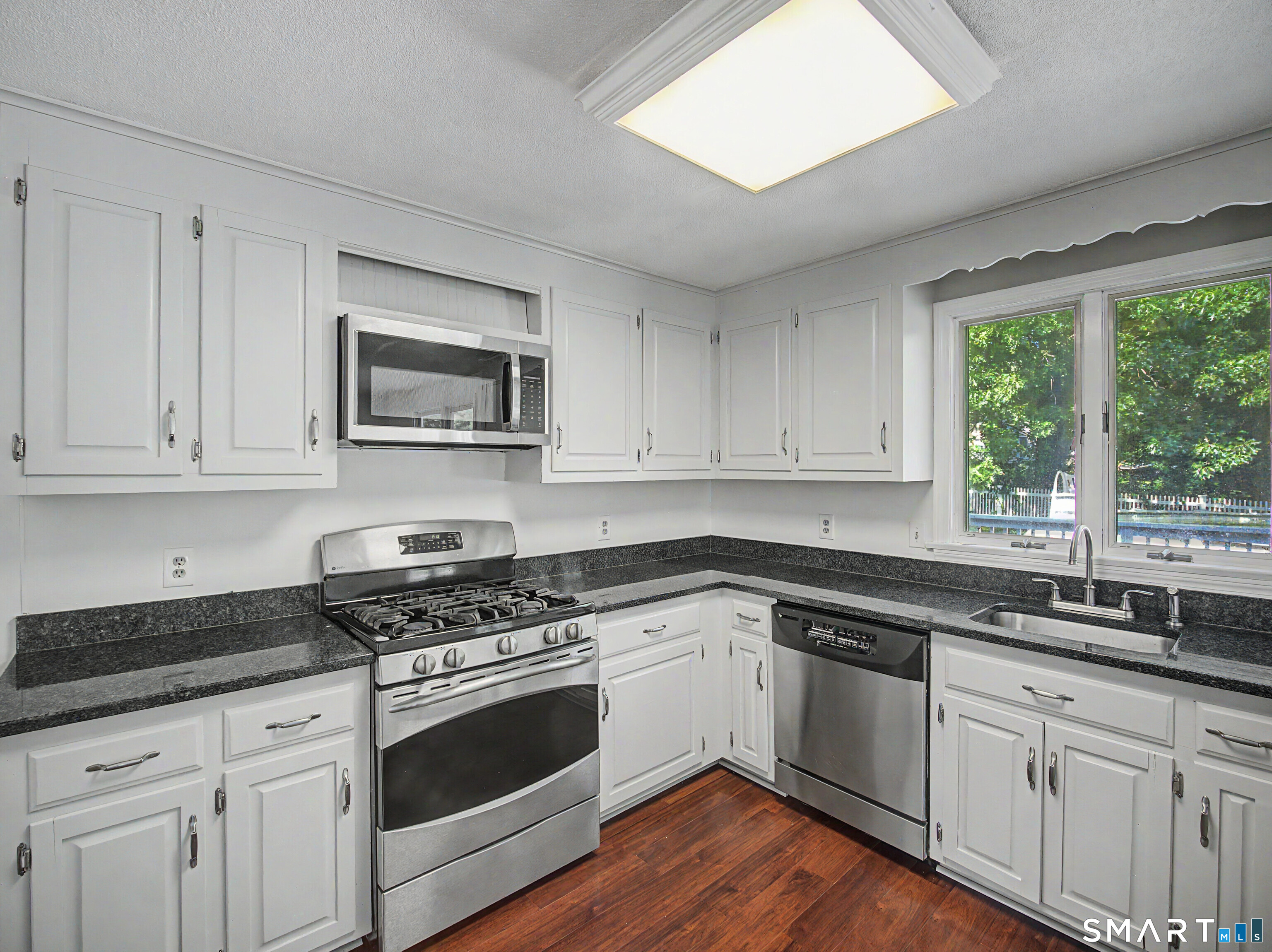 33 West Gerald Drive Manchester CT 06040