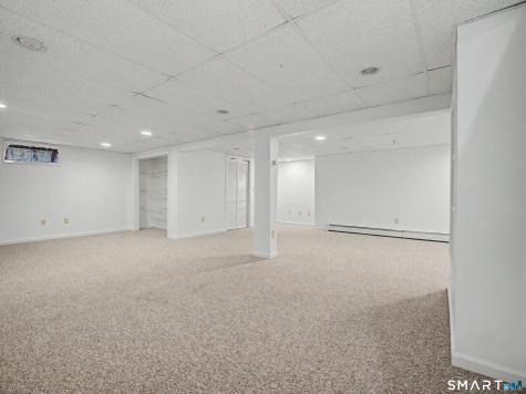 33 West Gerald Drive Manchester CT 06040