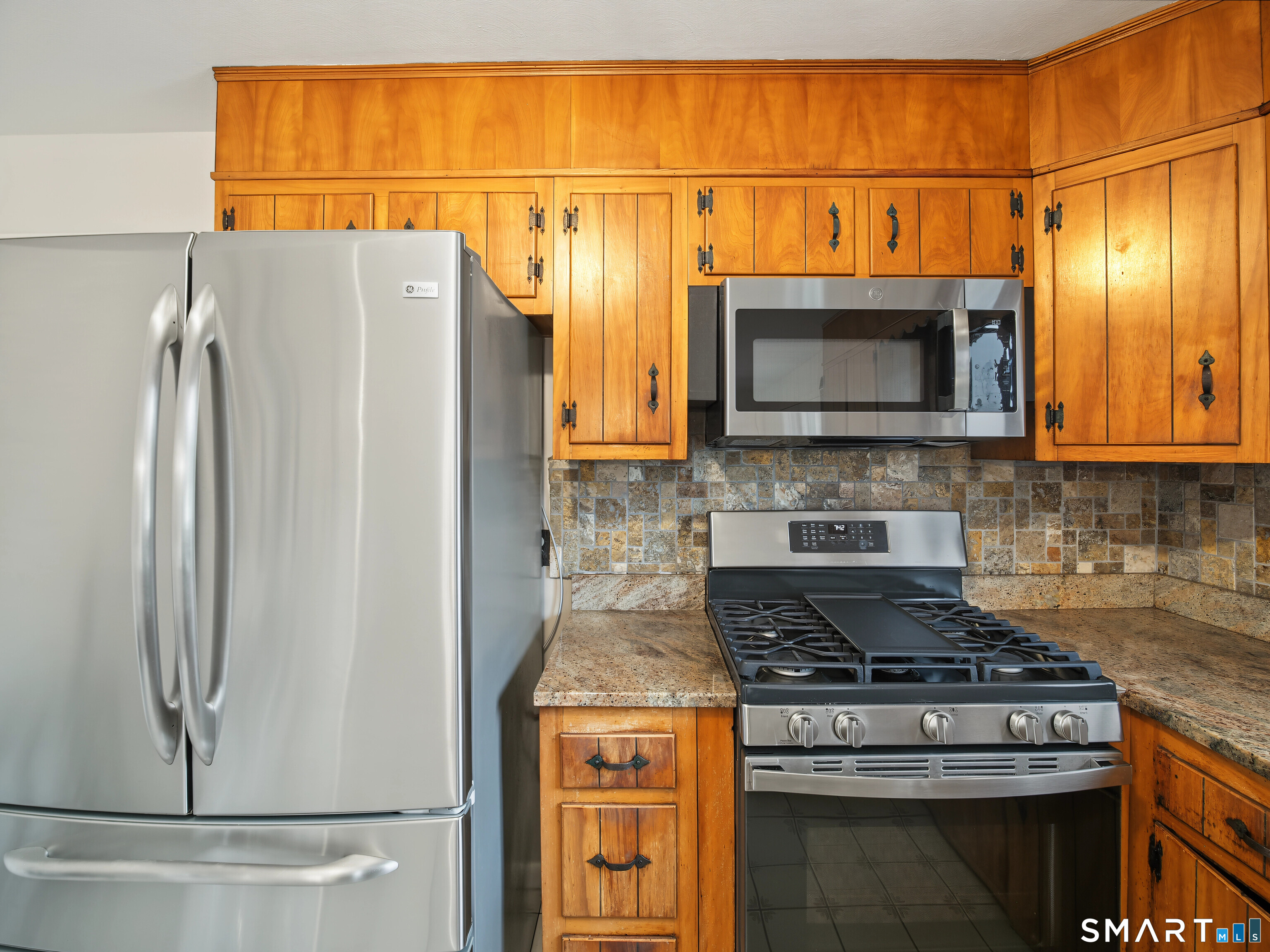 65 Barnum Road Danbury CT 06811