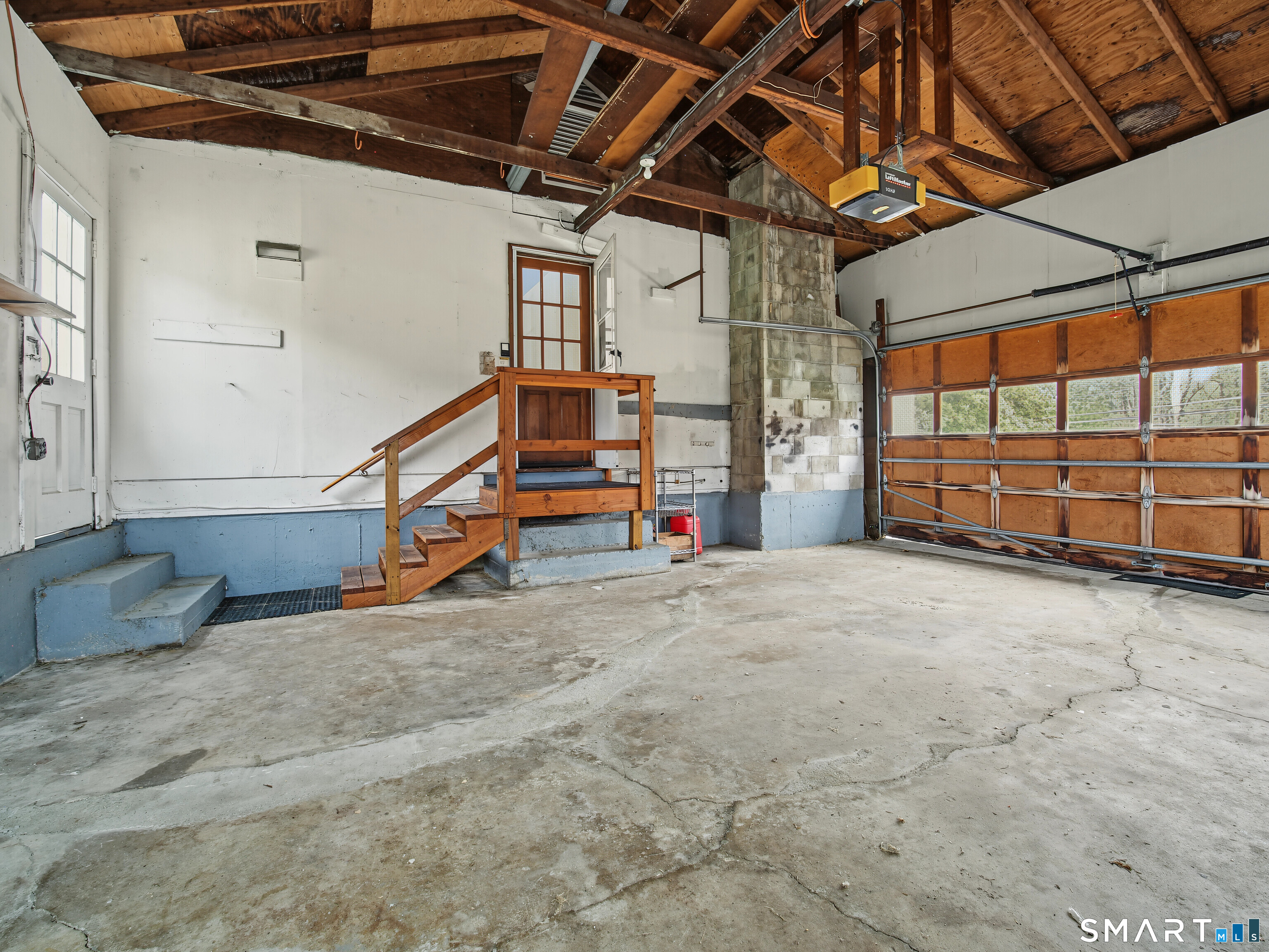 65 Barnum Road Danbury CT 06811