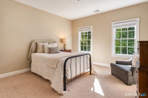 15 Saint Michaels Court Avon CT 06001