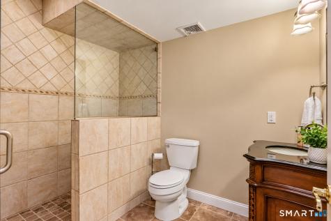 15 Saint Michaels Court Avon CT 06001