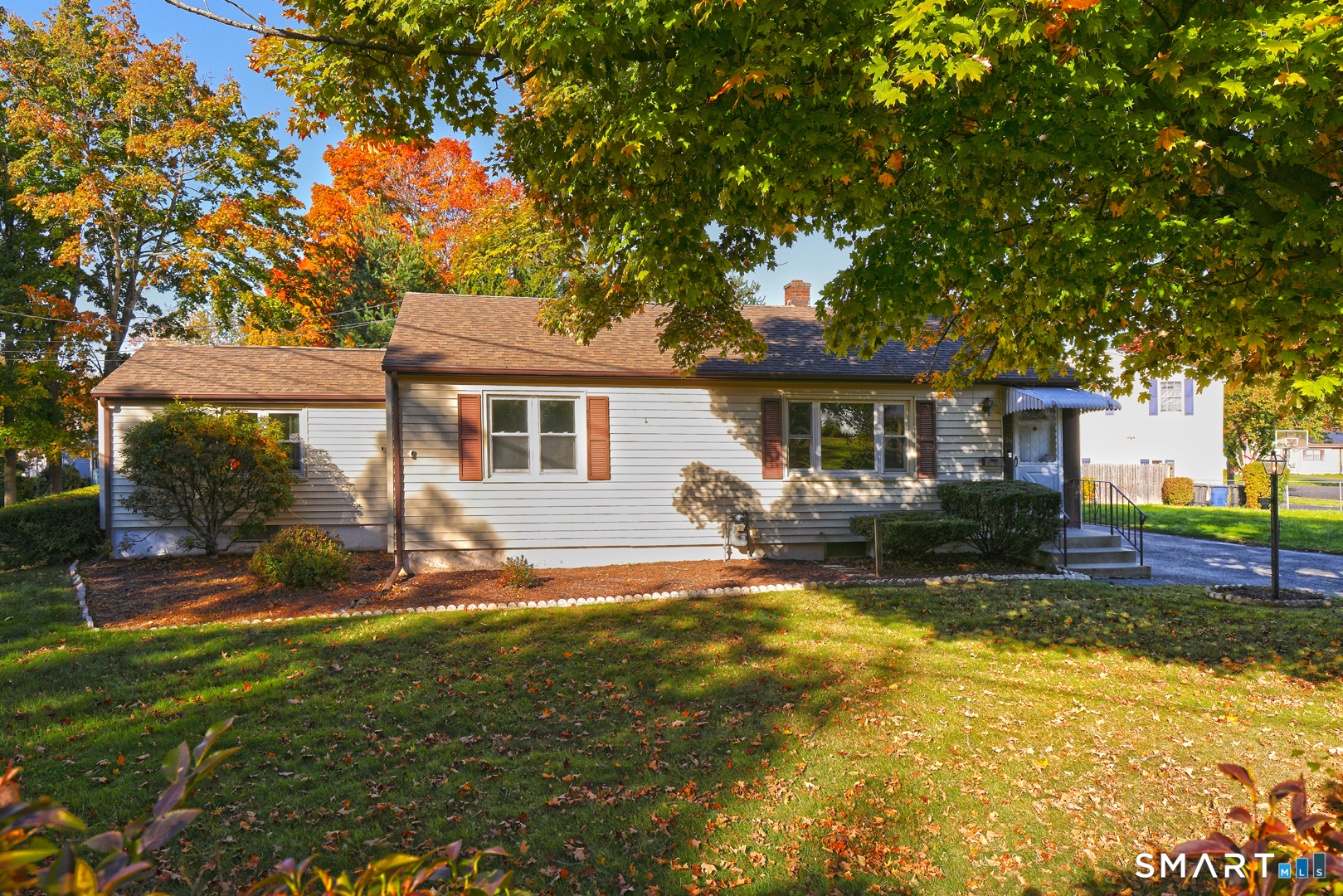 139 Woodmont Road West Haven CT 06516
