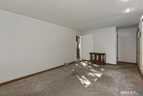 139 Woodmont Road West Haven CT 06516
