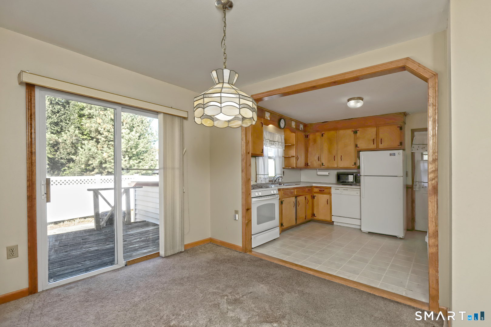 139 Woodmont Road West Haven CT 06516