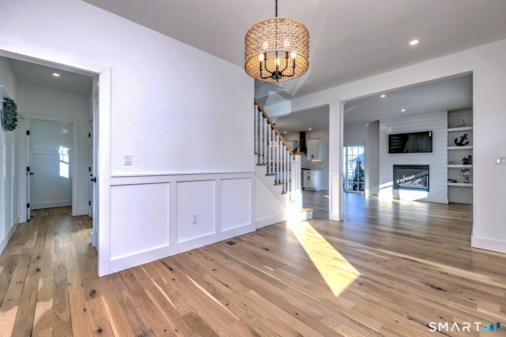 12 Usher Street Milford CT 06460