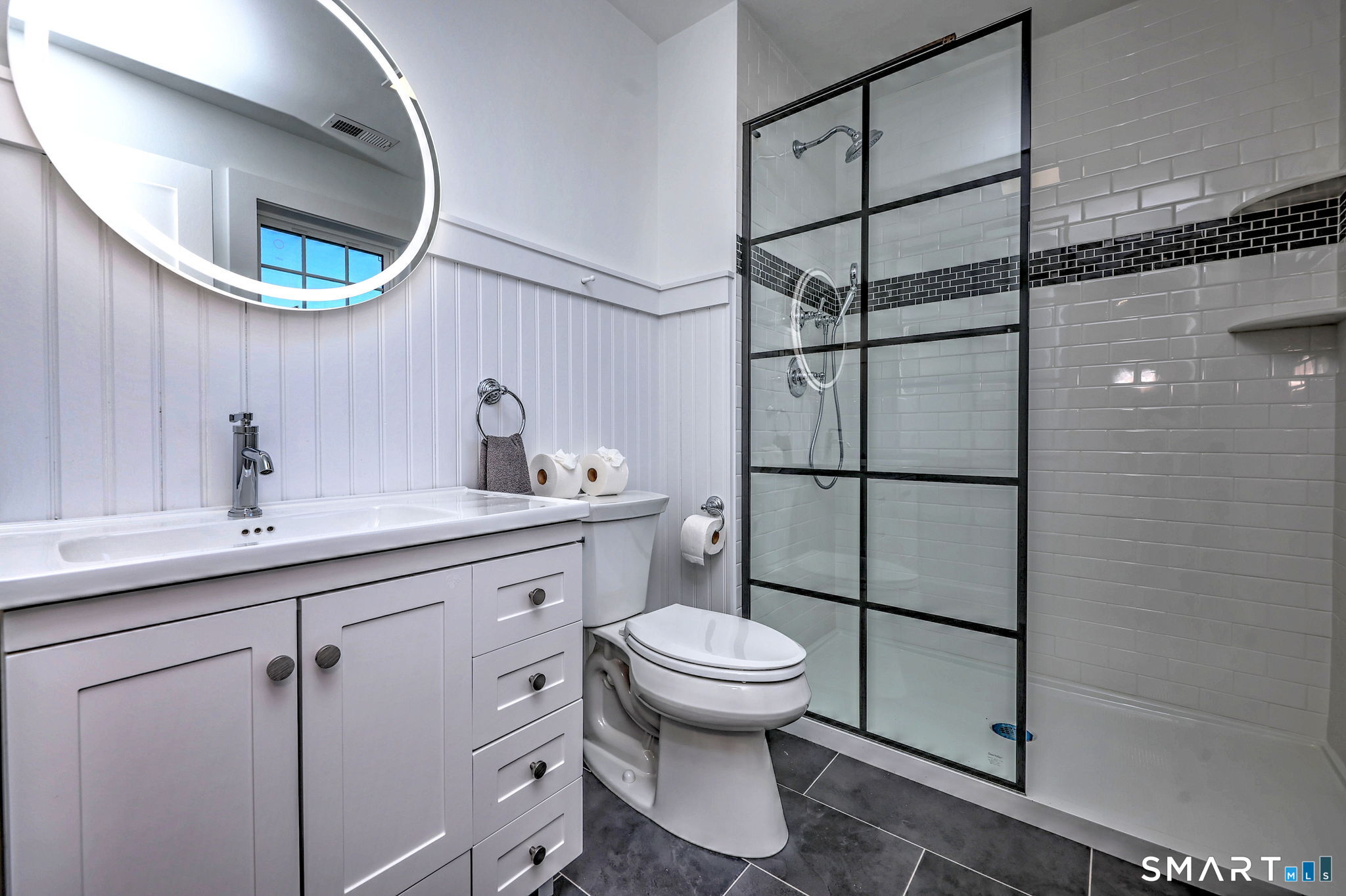 12 Usher Street Milford CT 06460