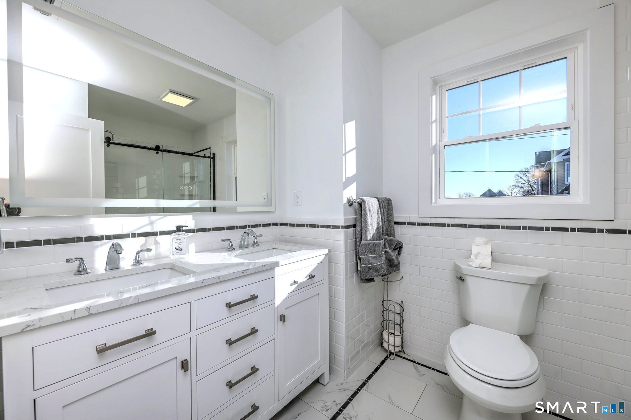 12 Usher Street Milford CT 06460
