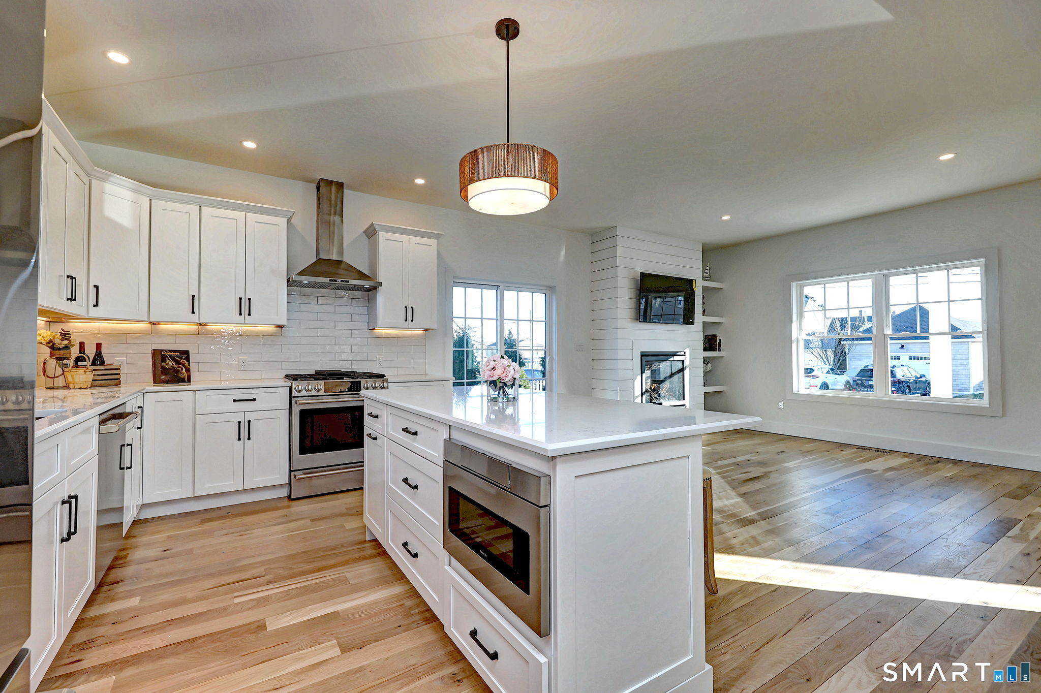 12 Usher Street Milford CT 06460