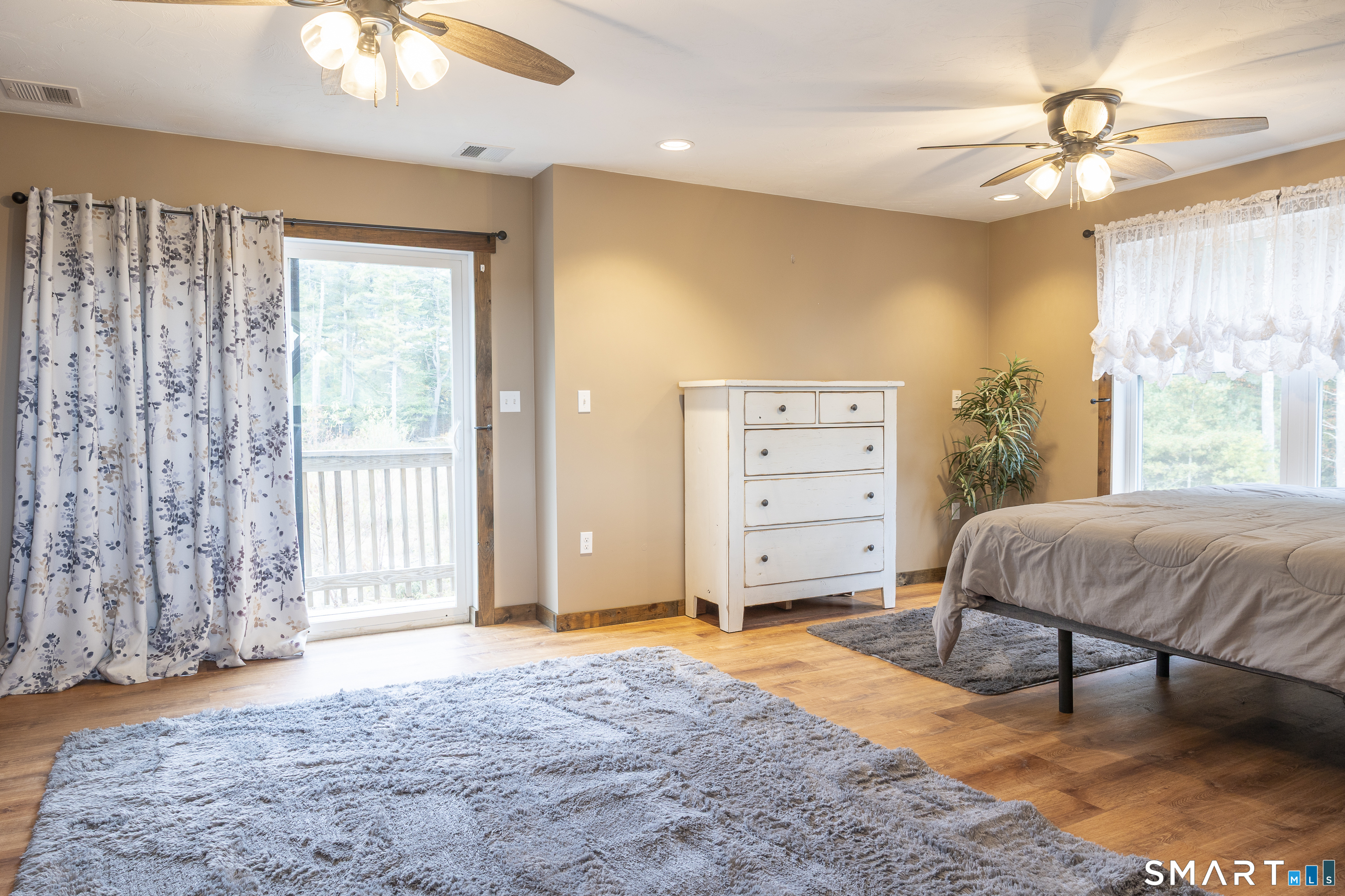 597 East Thompson Road Thompson CT 06277