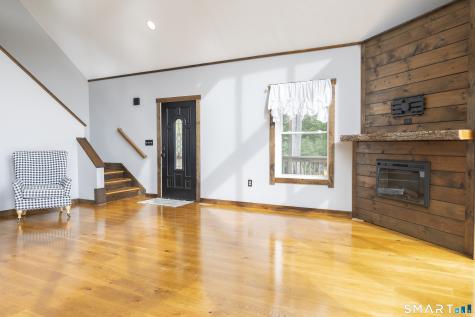 597 East Thompson Road Thompson CT 06277