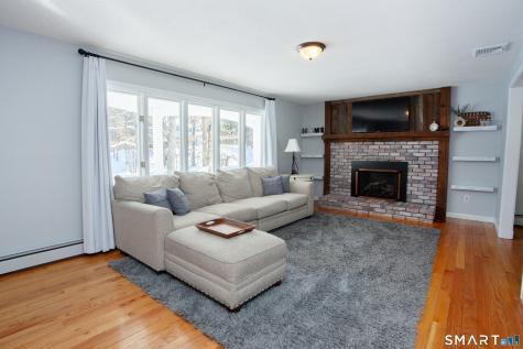 10 Ridgewood Drive Suffield CT 06093