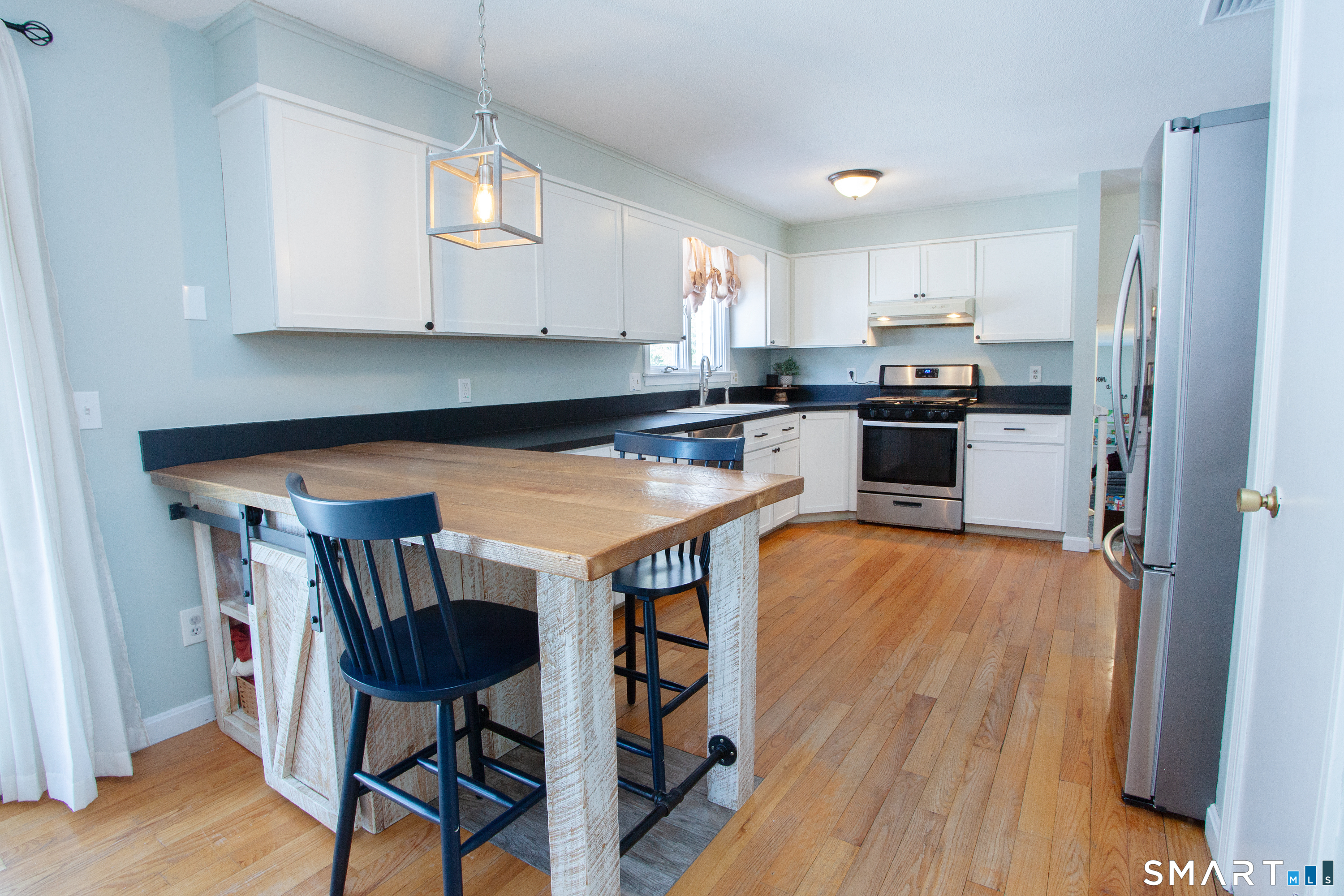 10 Ridgewood Drive Suffield CT 06093