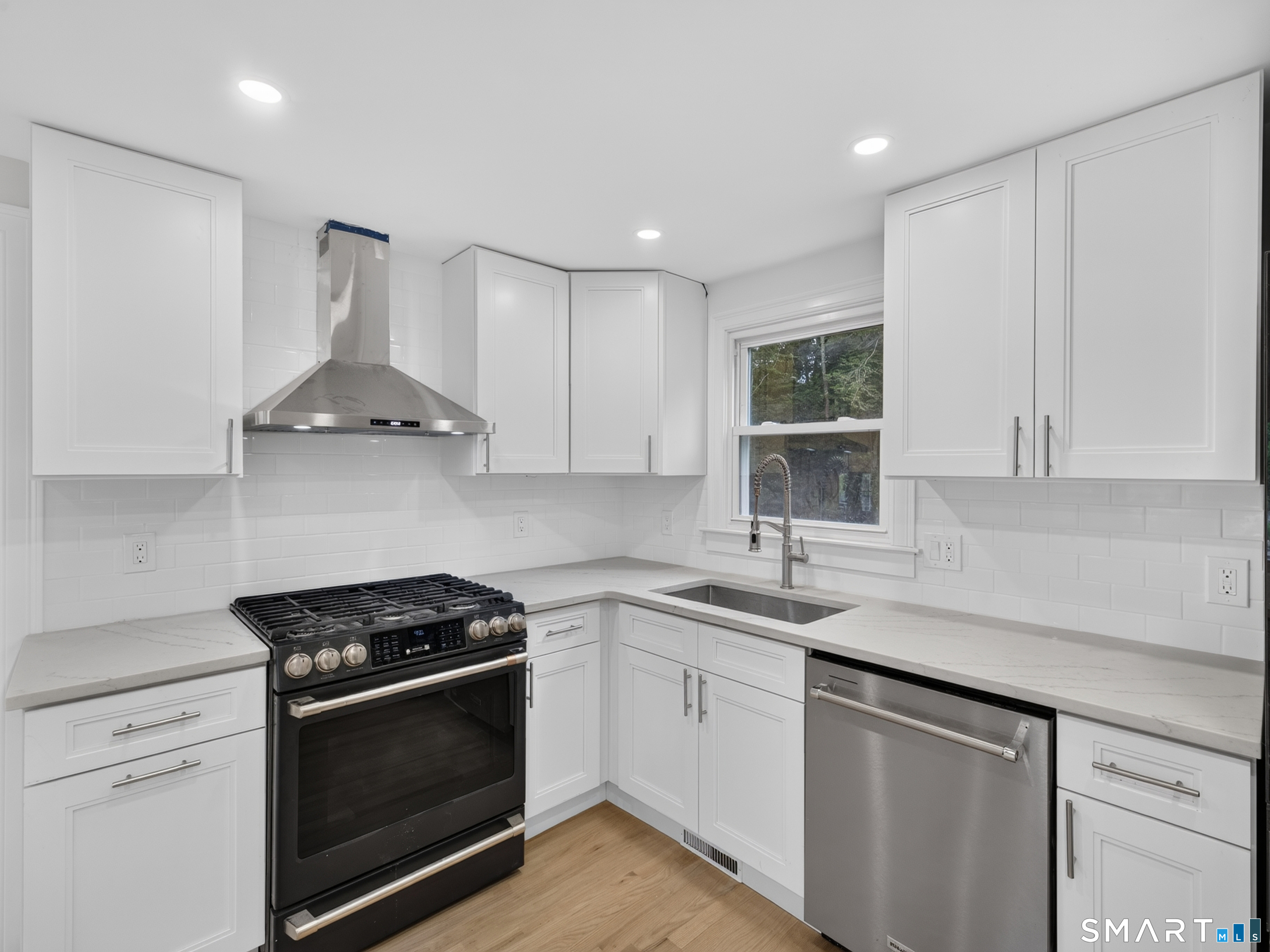 59 Noank Ledyard Road Groton CT 06355