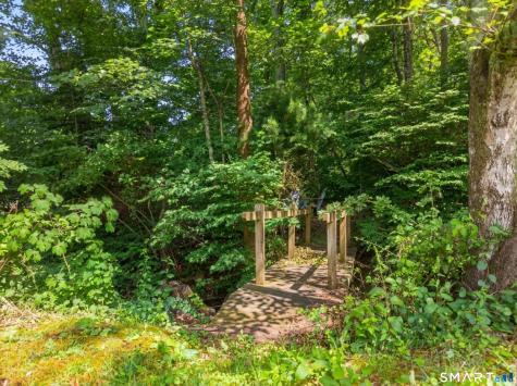 59 Noank Ledyard Road Groton CT 06355