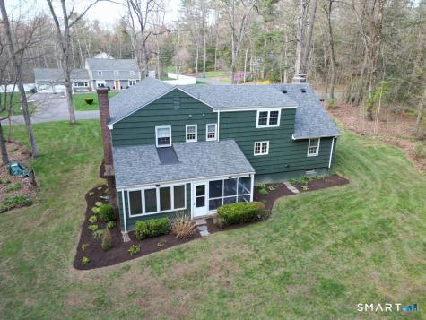 8 David Drive Simsbury CT 06070