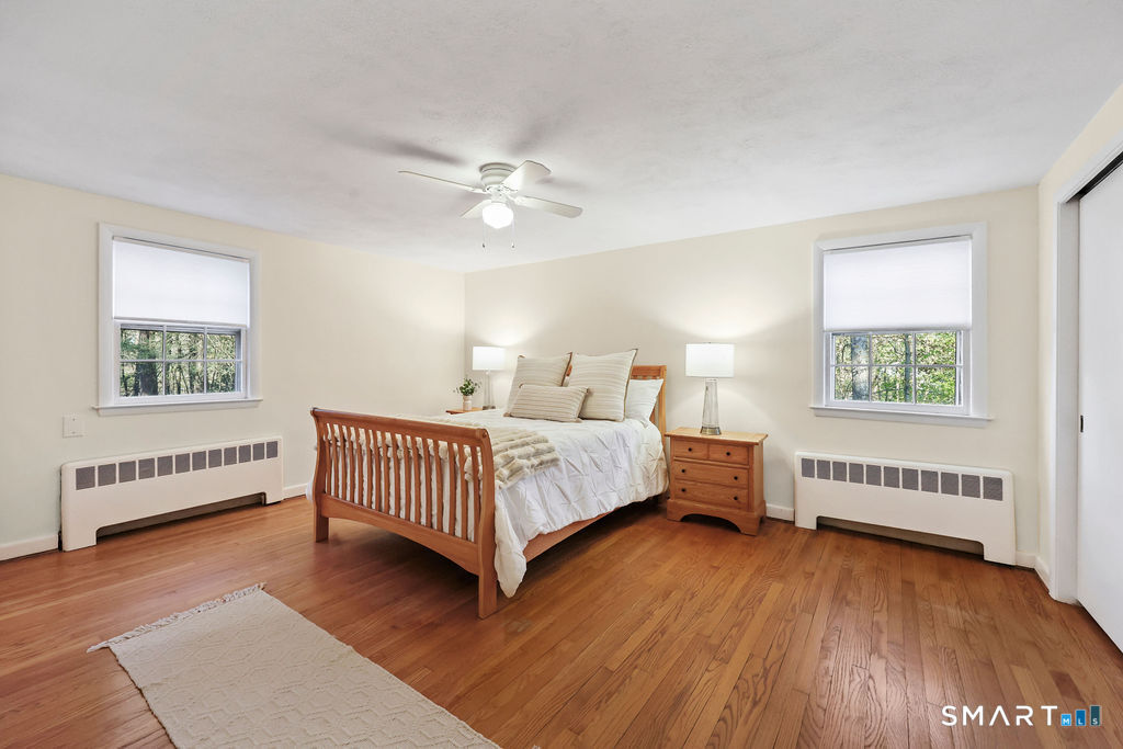 8 David Drive Simsbury CT 06070