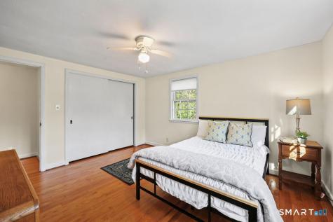 8 David Drive Simsbury CT 06070