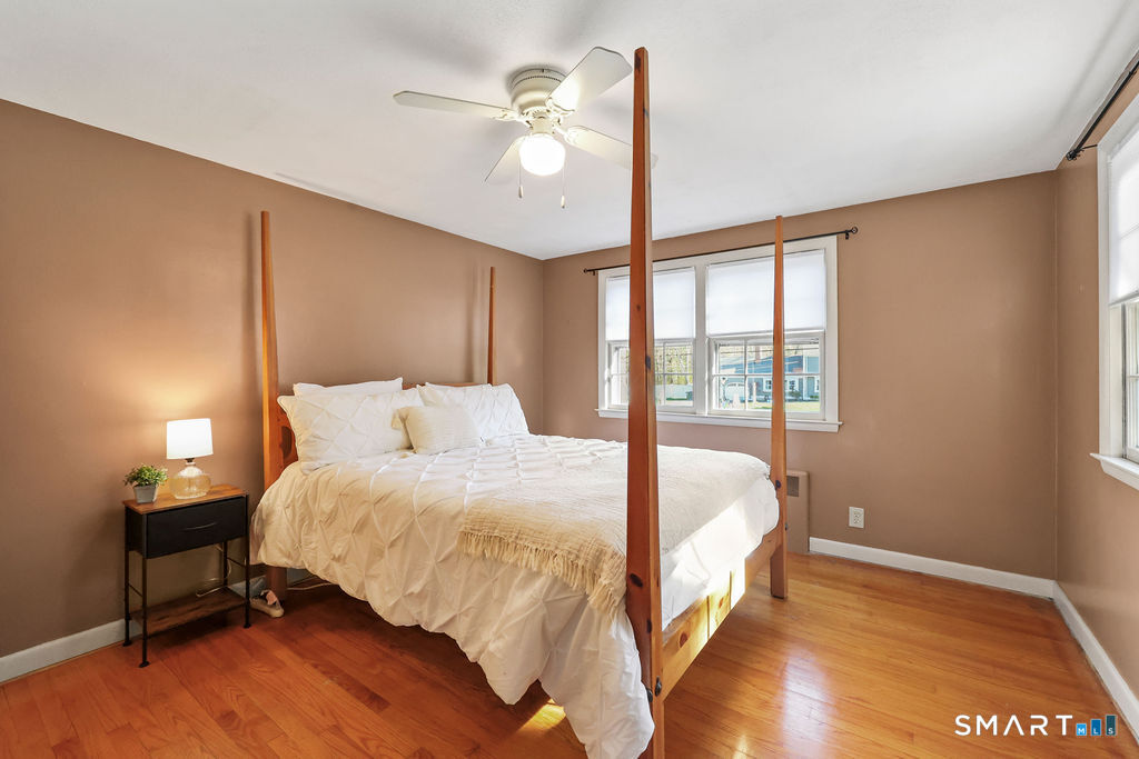 8 David Drive Simsbury CT 06070