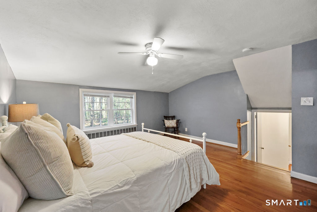 8 David Drive Simsbury CT 06070
