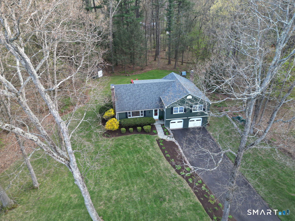 8 David Drive Simsbury CT 06070