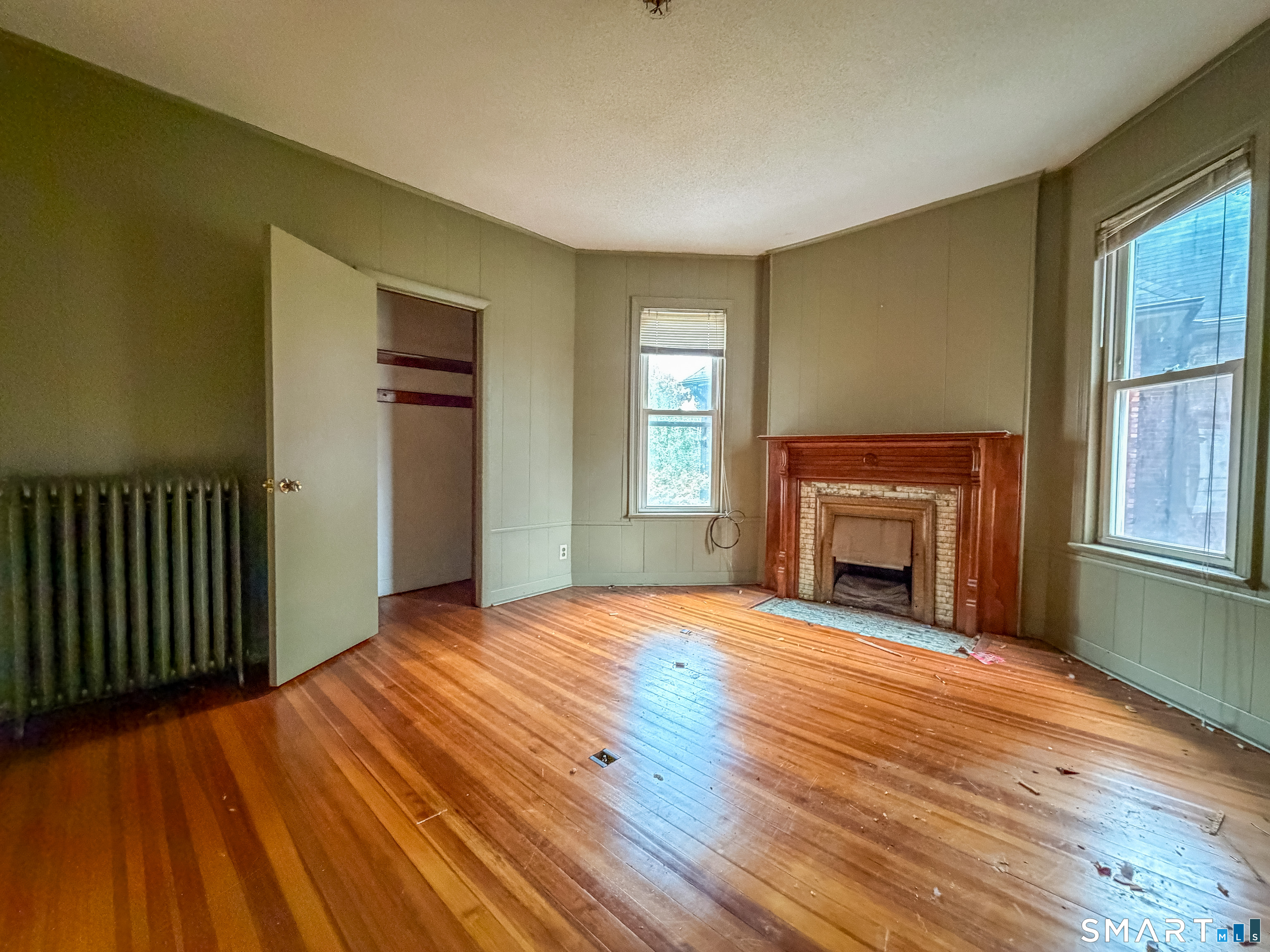 21 Annawan Street Hartford CT 06114