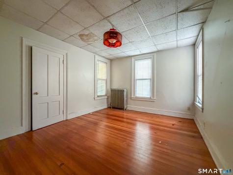 21 Annawan Street Hartford CT 06114