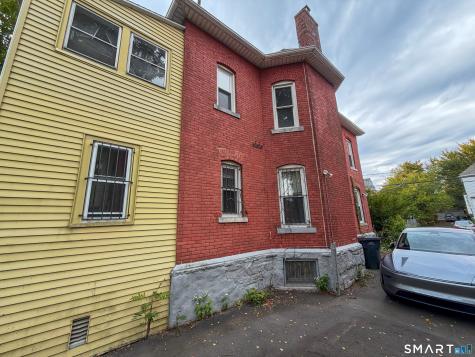 21 Annawan Street Hartford CT 06114