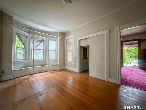 21 Annawan Street Hartford CT 06114