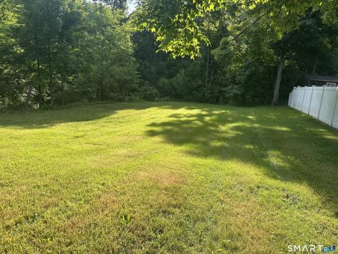 634 East North Street Suffield CT 06078