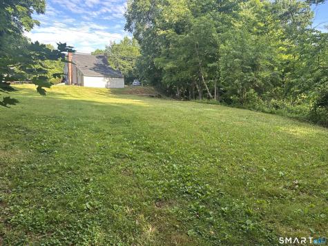 634 East North Street Suffield CT 06078