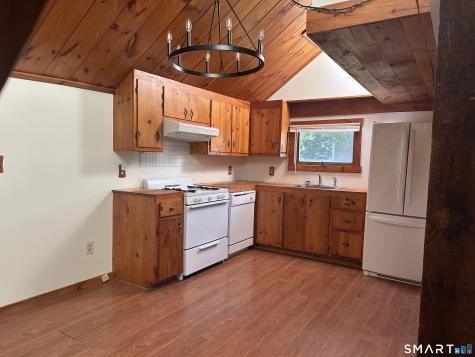 634 East North Street Suffield CT 06078