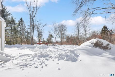 102 West Street Hebron CT 06248