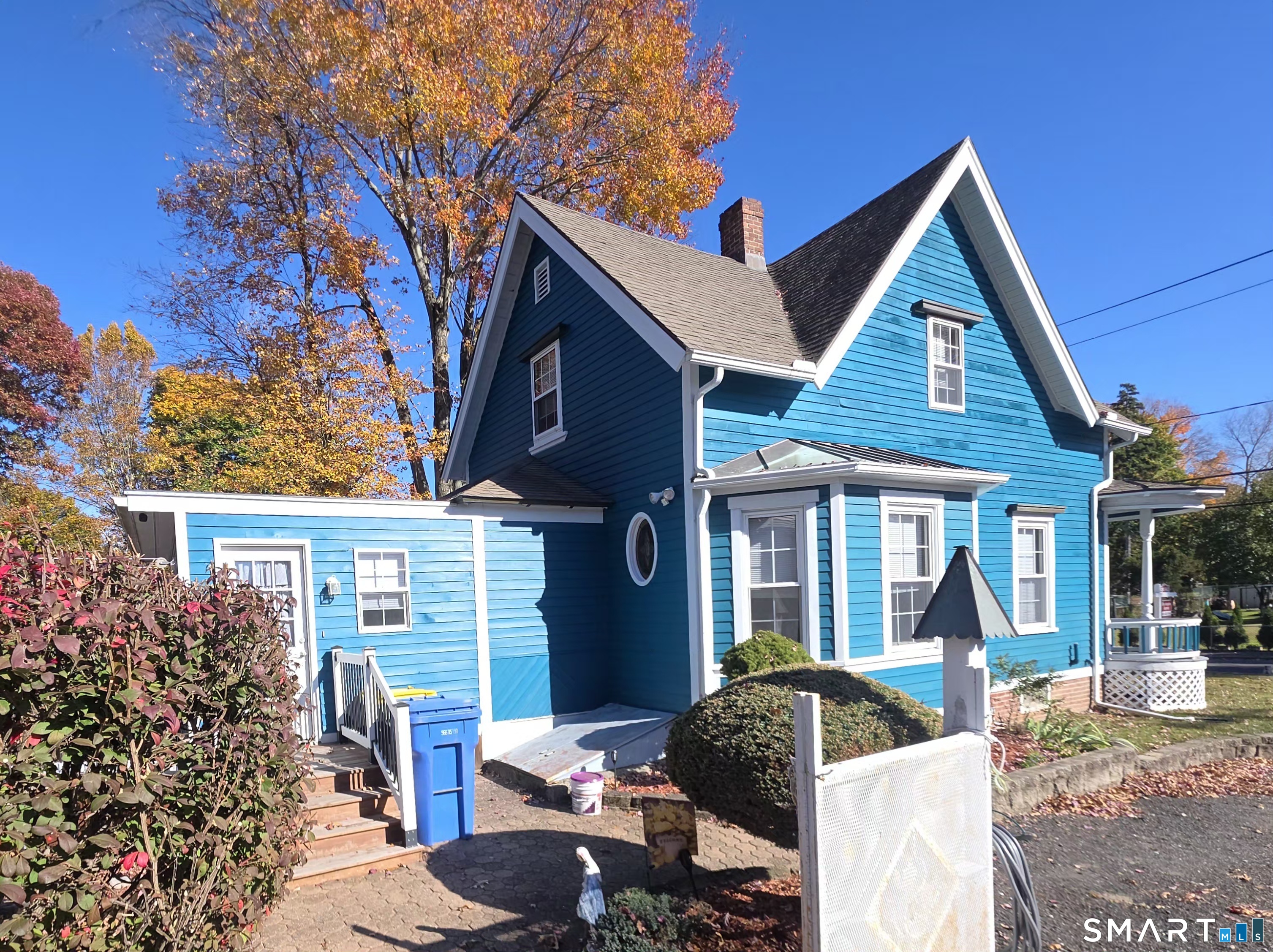 17 Edgewood Avenue Waterbury CT 06706