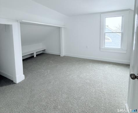 67 Faire Harbour Place New London CT 06320