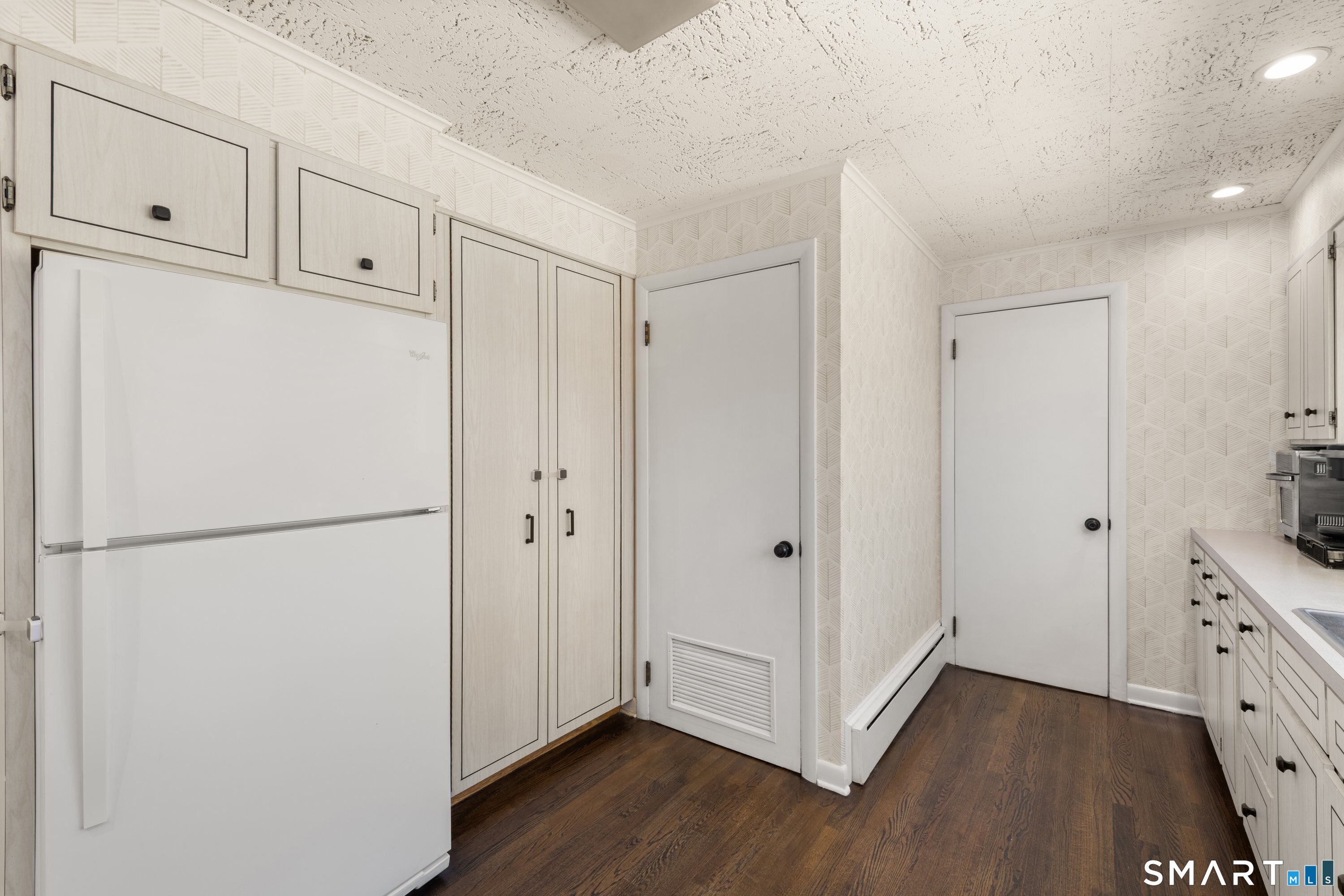 347 Amity Road Bethany CT 06524