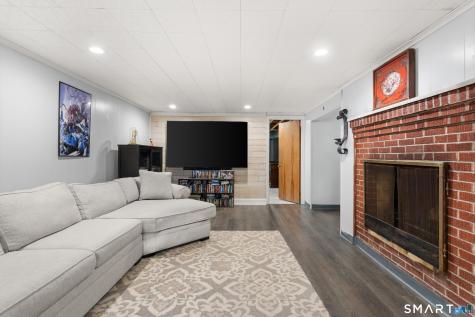 347 Amity Road Bethany CT 06524