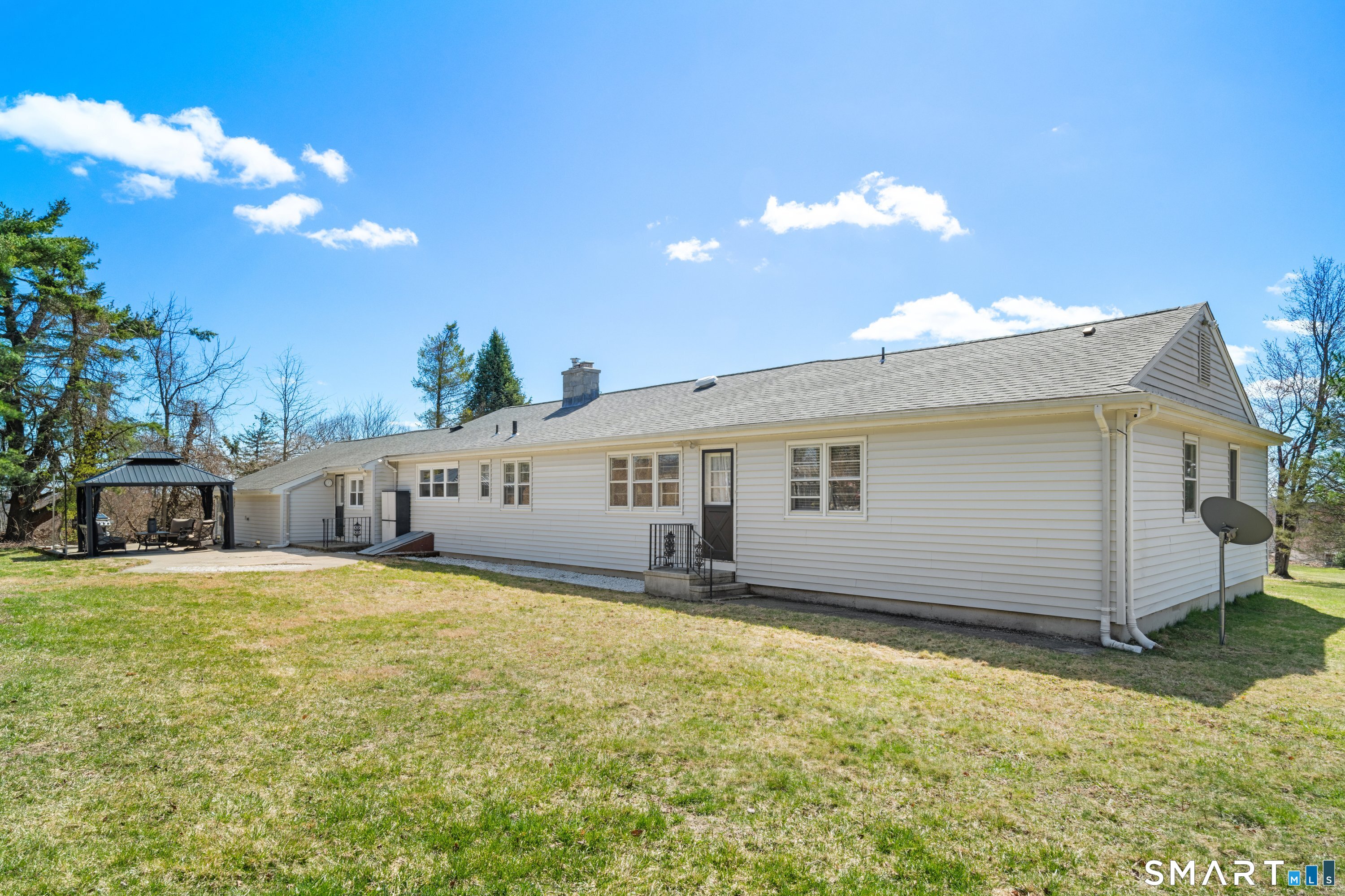 347 Amity Road Bethany CT 06524