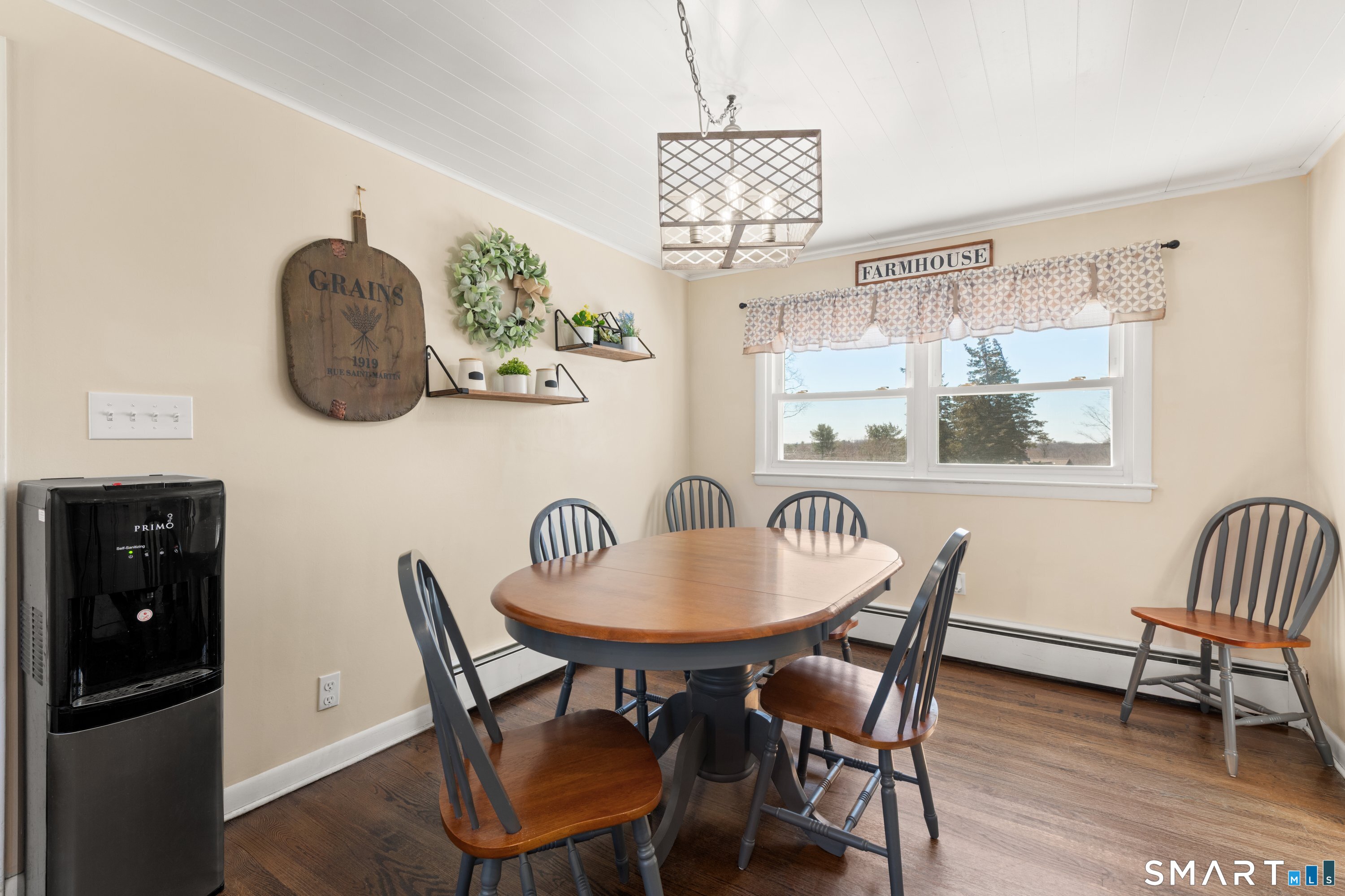 347 Amity Road Bethany CT 06524