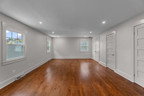 119 Westwood Road New Haven CT 06515