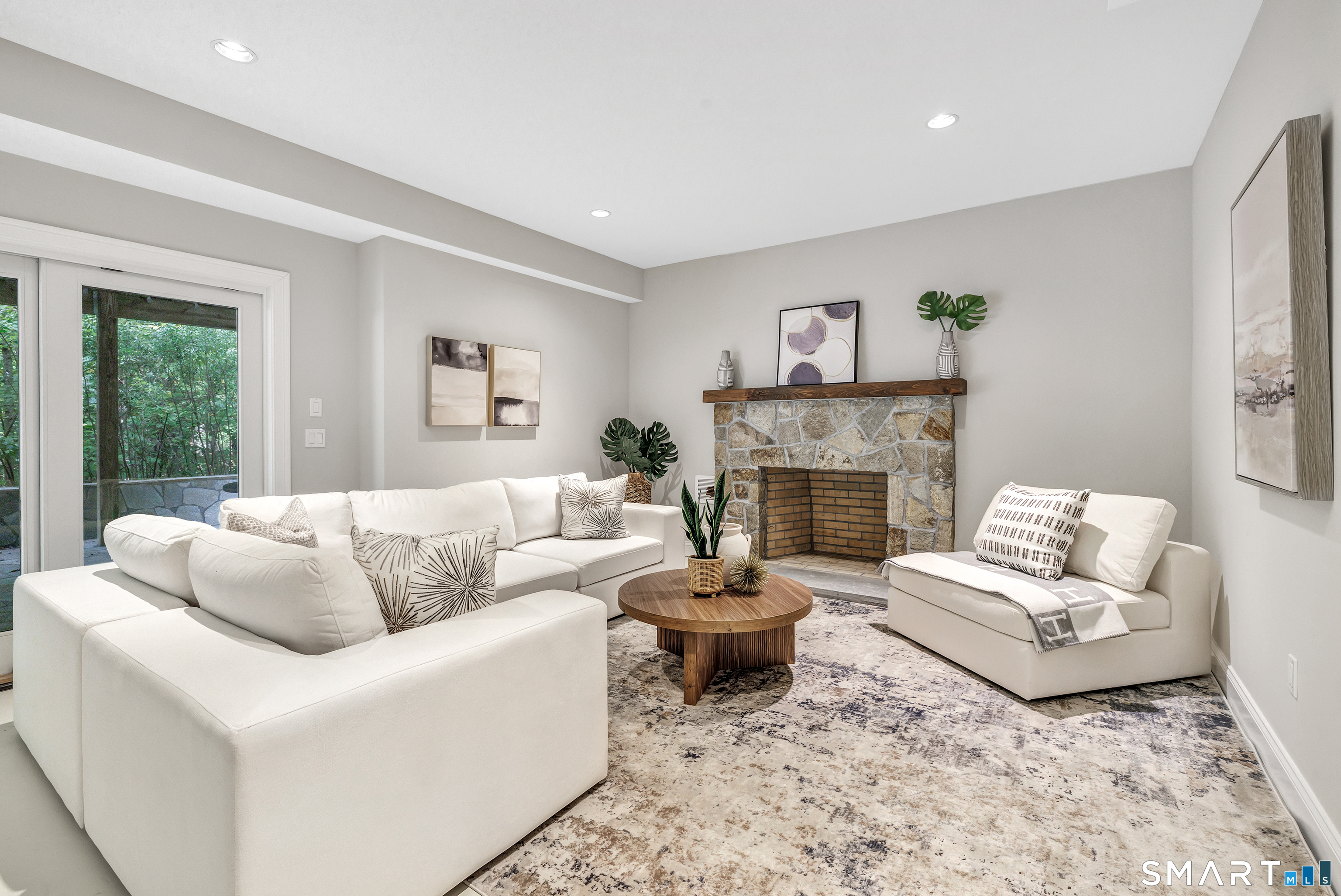 123 Riding Ridge Road Monroe CT 06468