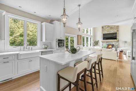 123 Riding Ridge Road Monroe CT 06468