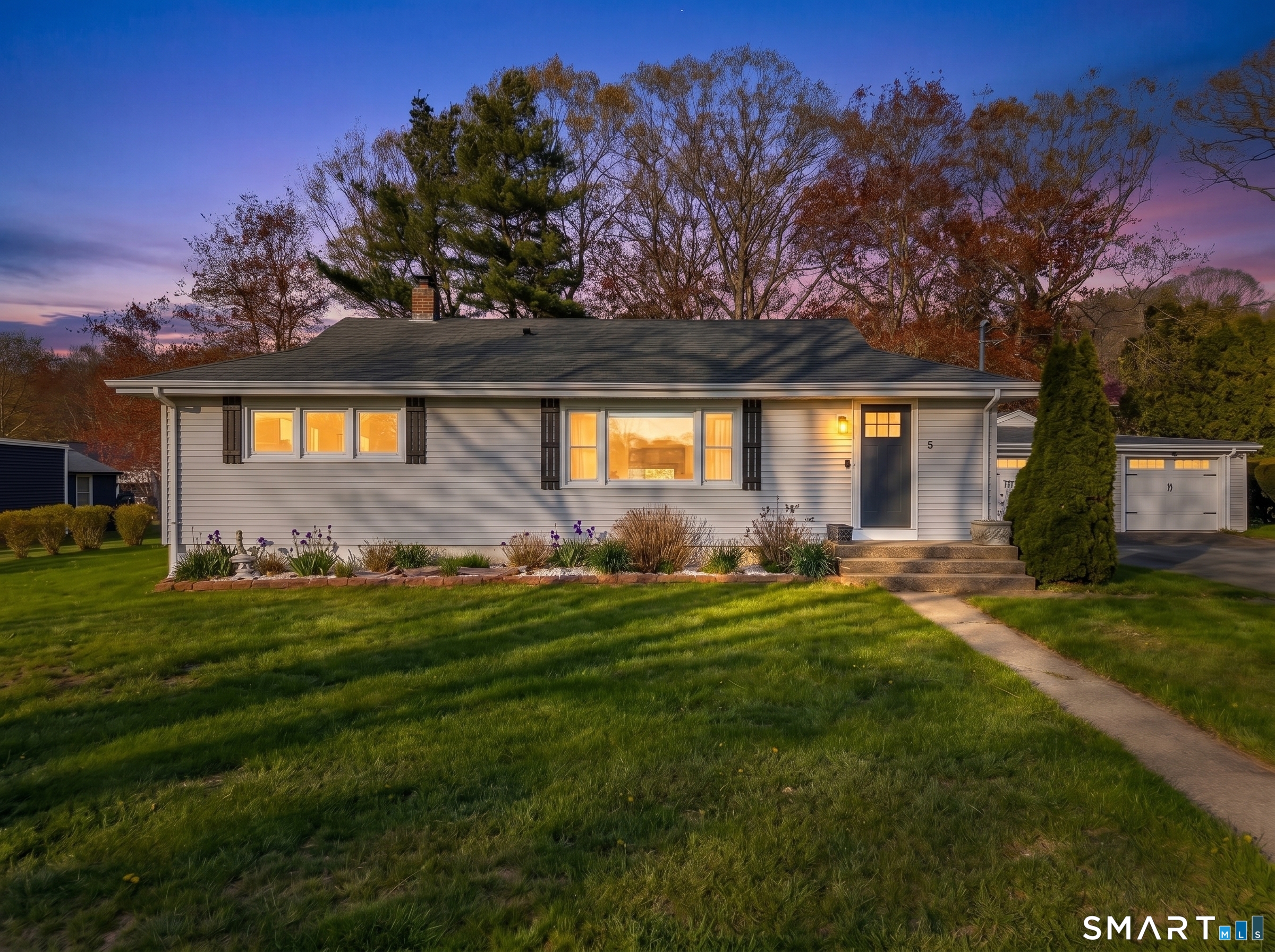 5 Oak Road Waterford CT 06385