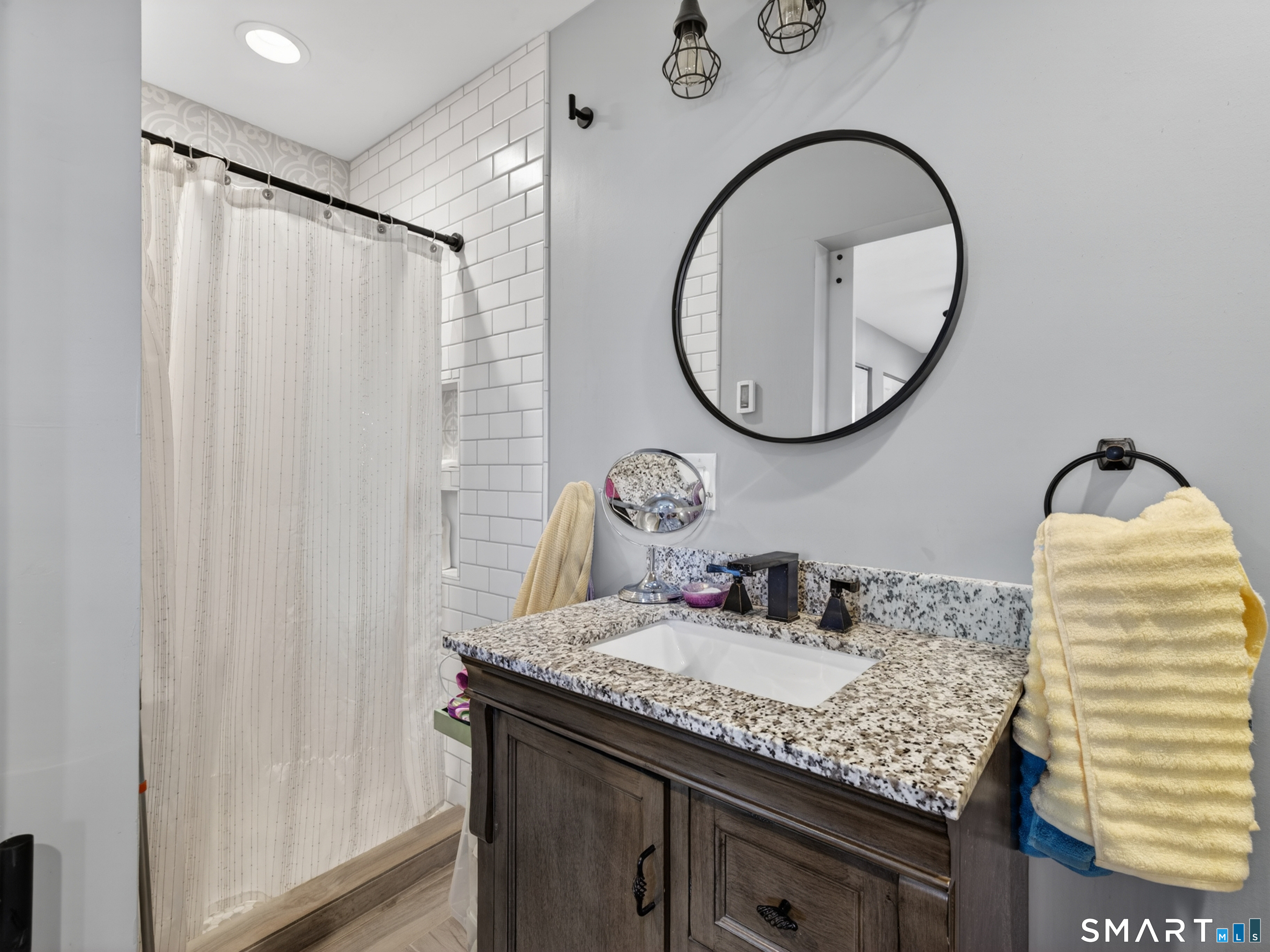 5 Oak Road Waterford CT 06385