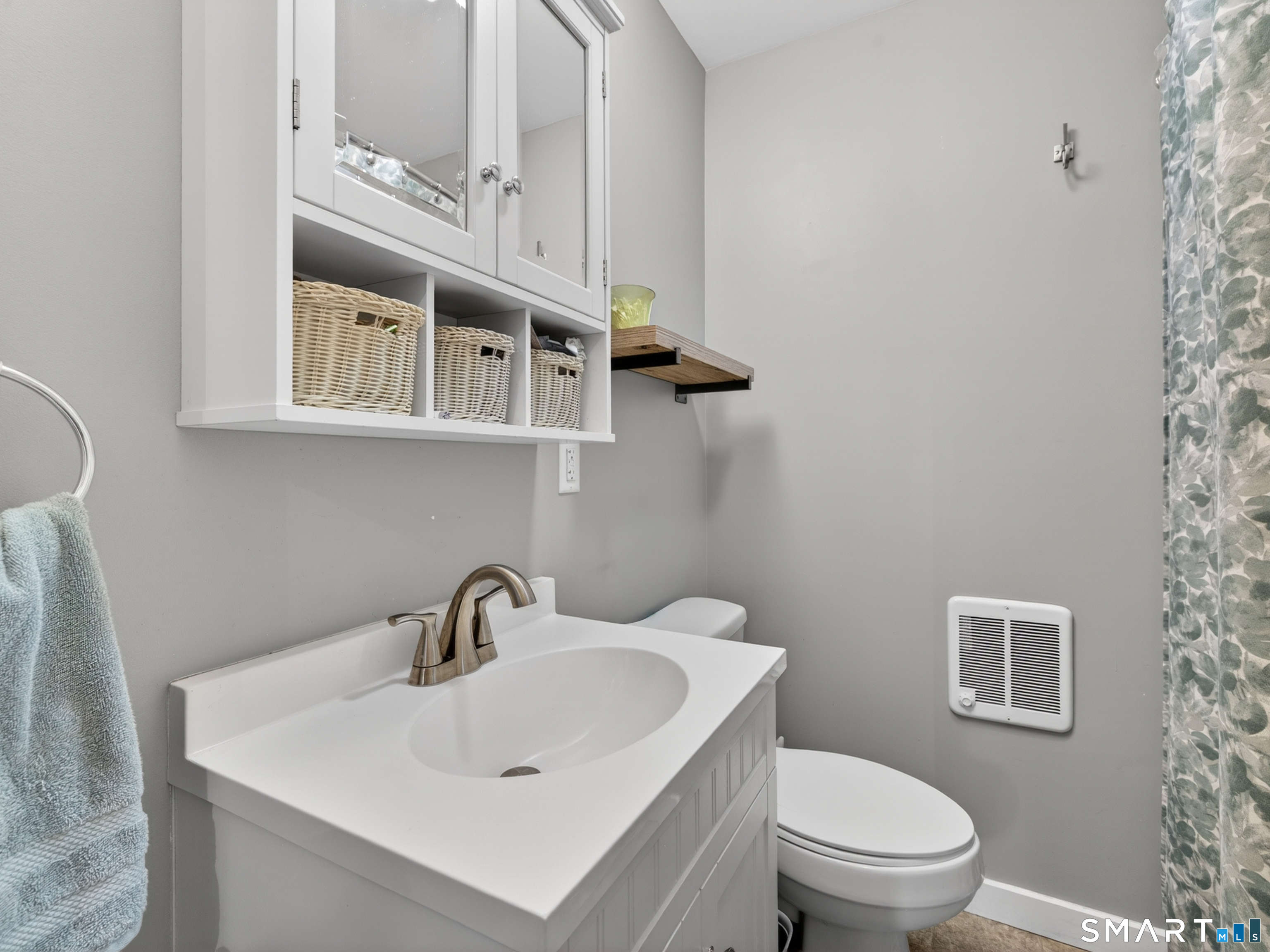 5 Oak Road Waterford CT 06385