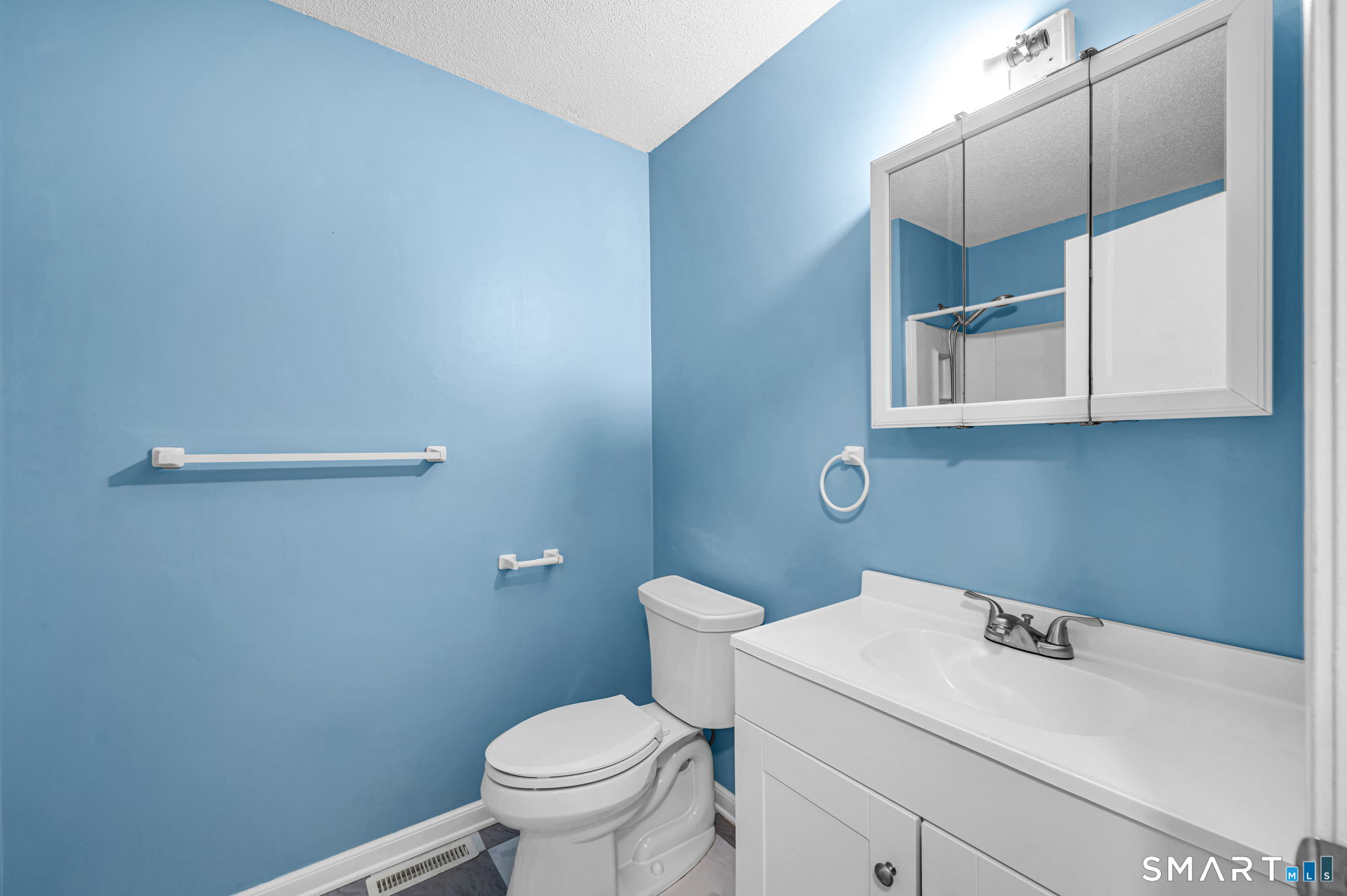 8 Crescent Beach Drive Enfield CT 06082