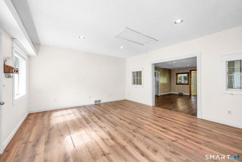8 Crescent Beach Drive Enfield CT 06082